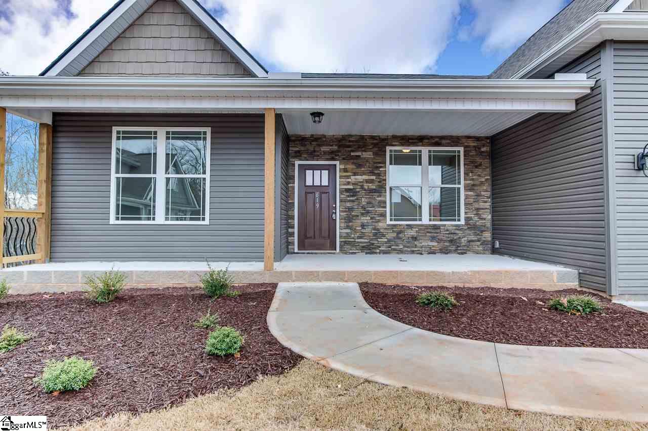 619 Reid School Road Taylors, SC 29687 - Photo 4 of 36 Gallery Image 4
