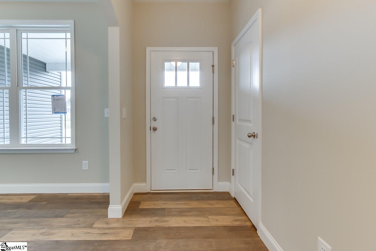 619 Reid School Road Taylors, SC 29687 - Photo 6 of 36 Gallery Image 6