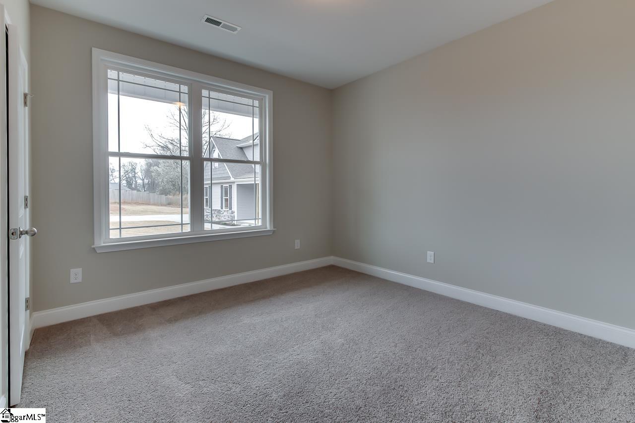 619 Reid School Road Taylors, SC 29687 - Photo 8 of 36 Gallery Image 8