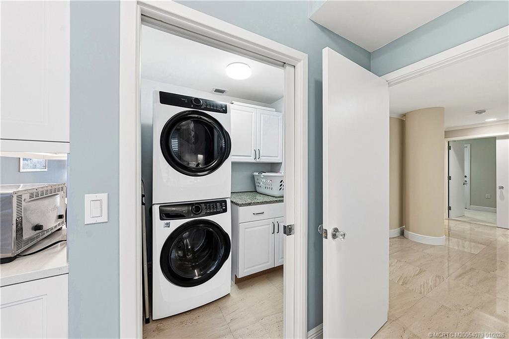 2001 Southeast Sailfish Point Boulevard, Unit 313 Stuart, FL 34996 - Photo 17 of 43