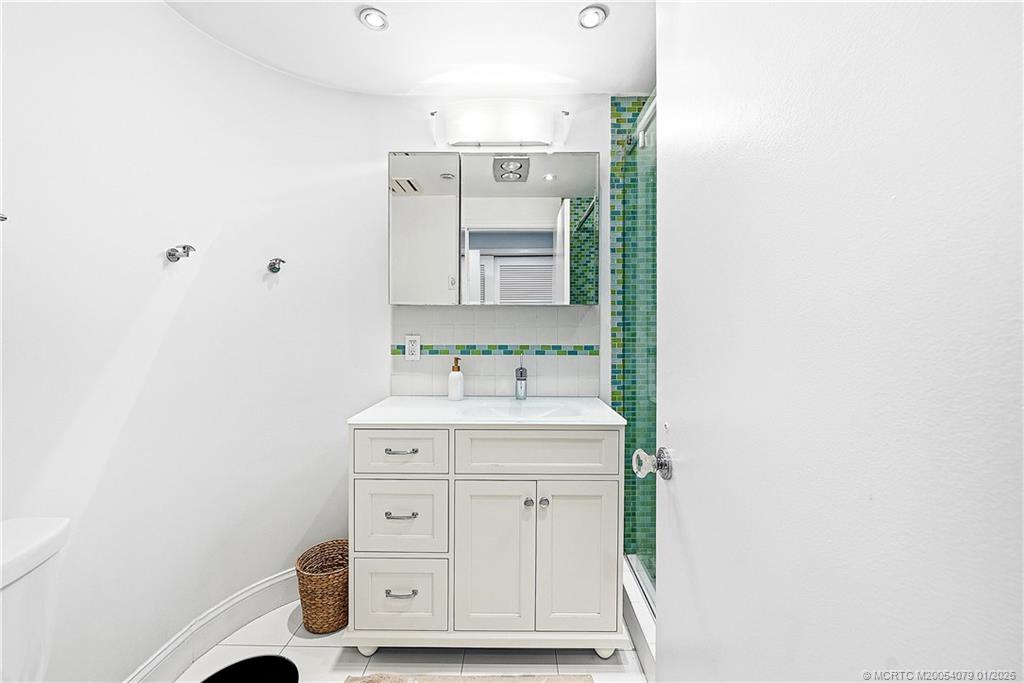 2001 Southeast Sailfish Point Boulevard, Unit 313 Stuart, FL 34996 - Photo 26 of 43