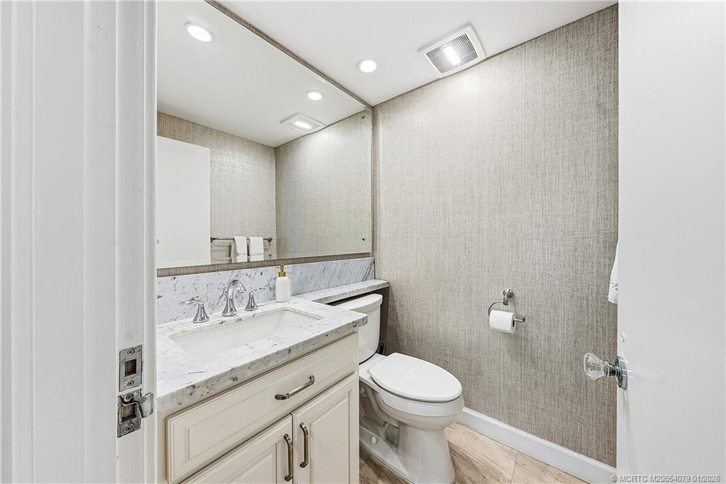 2001 Southeast Sailfish Point Boulevard, Unit 313 Stuart, FL 34996 - Photo 28 of 43