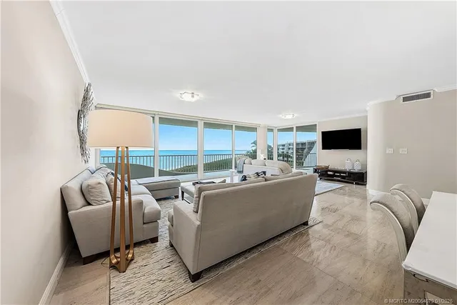 $2,195,000 | 2001 Southeast Sailfish Point Boulevard, Unit 313, Stuart, FL 34996