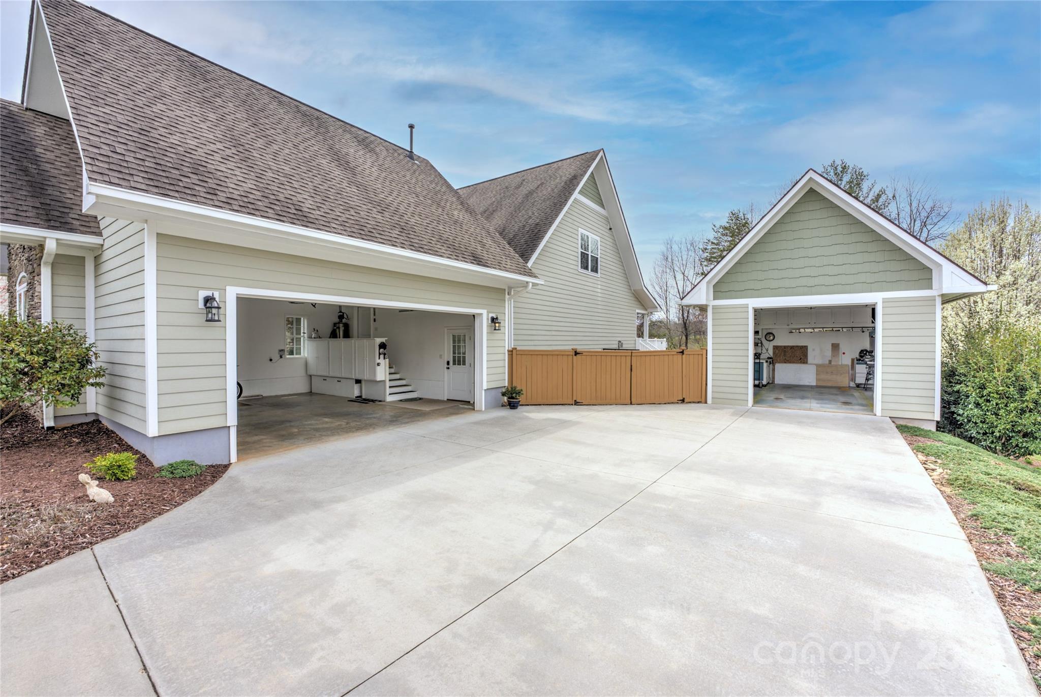 29 Willow Bend Candler, NC 28715 - Photo 40 of 45 a view of a house with backyard and porch