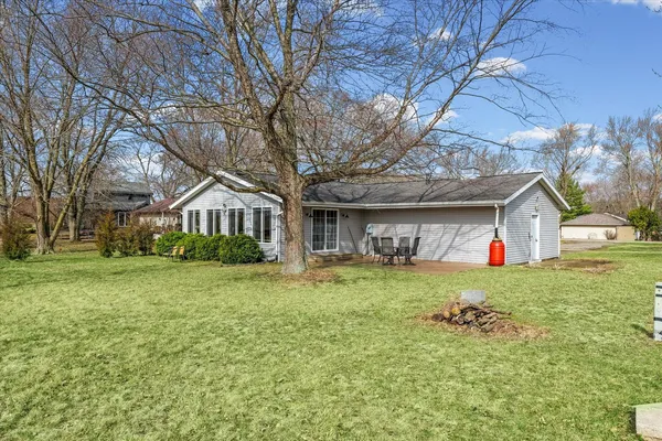 $209,900 | 1432 County Road 170 East, Loda, IL 60948