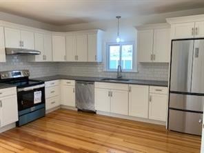 86 Hamilton Avenue, Unit 2 Barrington, RI 02806 - Photo 3 of 10