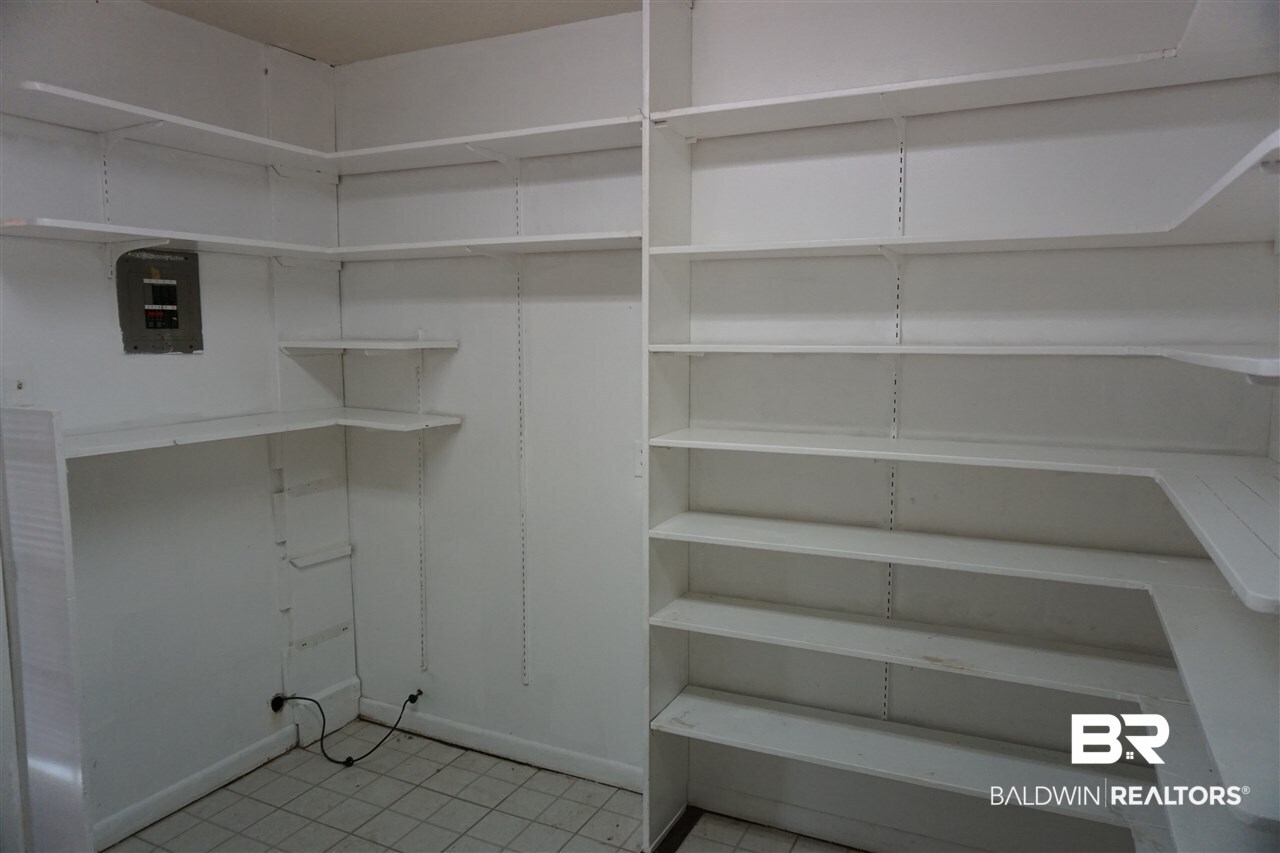 116 Vanderbilt Drive Mobile, AL 36608 - Photo 8 of 35