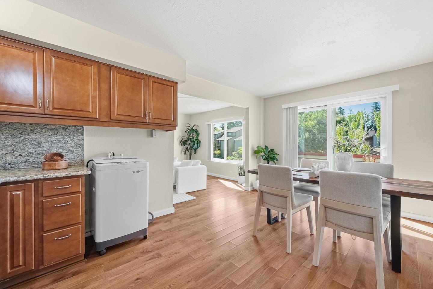 701 North Rengstorff Avenue, Unit 7 Mountain View, CA 94043 - Photo 12 of 32