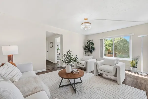 $950,000 | 701 North Rengstorff Avenue, Unit 7, Mountain View, CA 94043