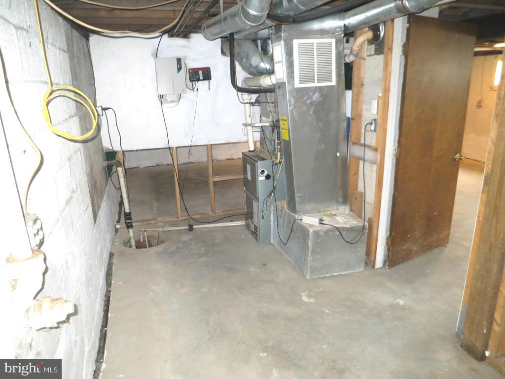 7107 North Point Road Baltimore, MD 21219 - Photo 16 of 16 Basement