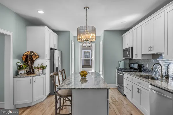 $720,000 | 117 West Central Avenue, Moorestown, NJ 08057