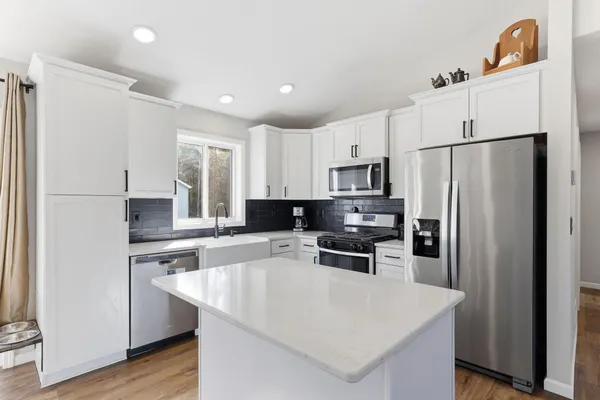 $399,000 | 25921 24th Street West, Zimmerman, MN 55398