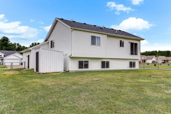 $399,000 | 25921 24th Street West, Zimmerman, MN 55398