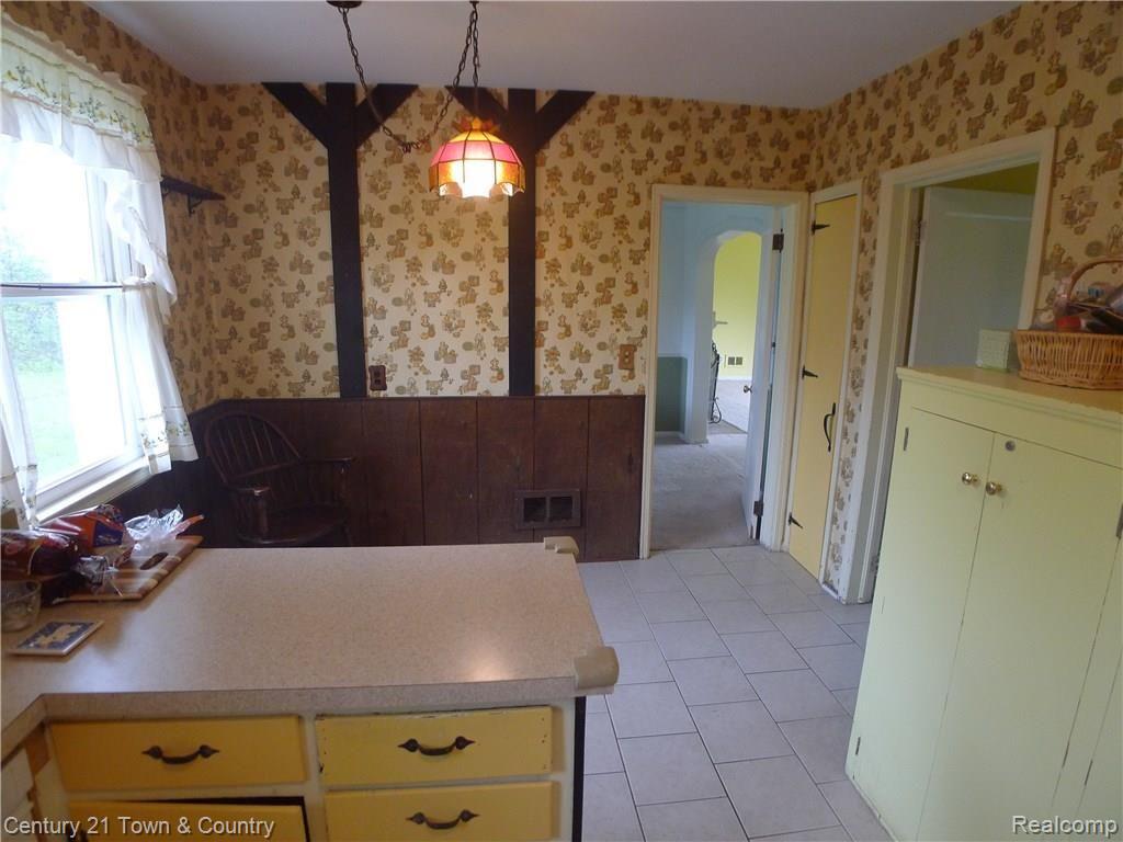 30004 West 10 Mile Road Farmington, MI 48336 - Photo 15 of 34