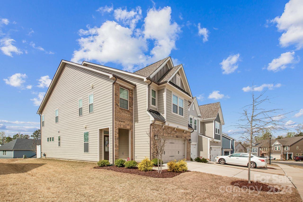3027 Patchwork Court Fort Mill, SC 29708 - Photo 3 of 33 a view of a street with cars