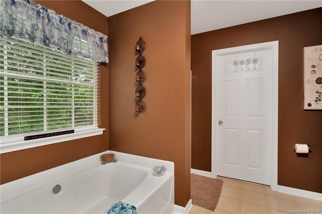404 Sugar Maple Drive Tega Cay, SC 29708 - Photo 26 of 45 Gallery Image 26