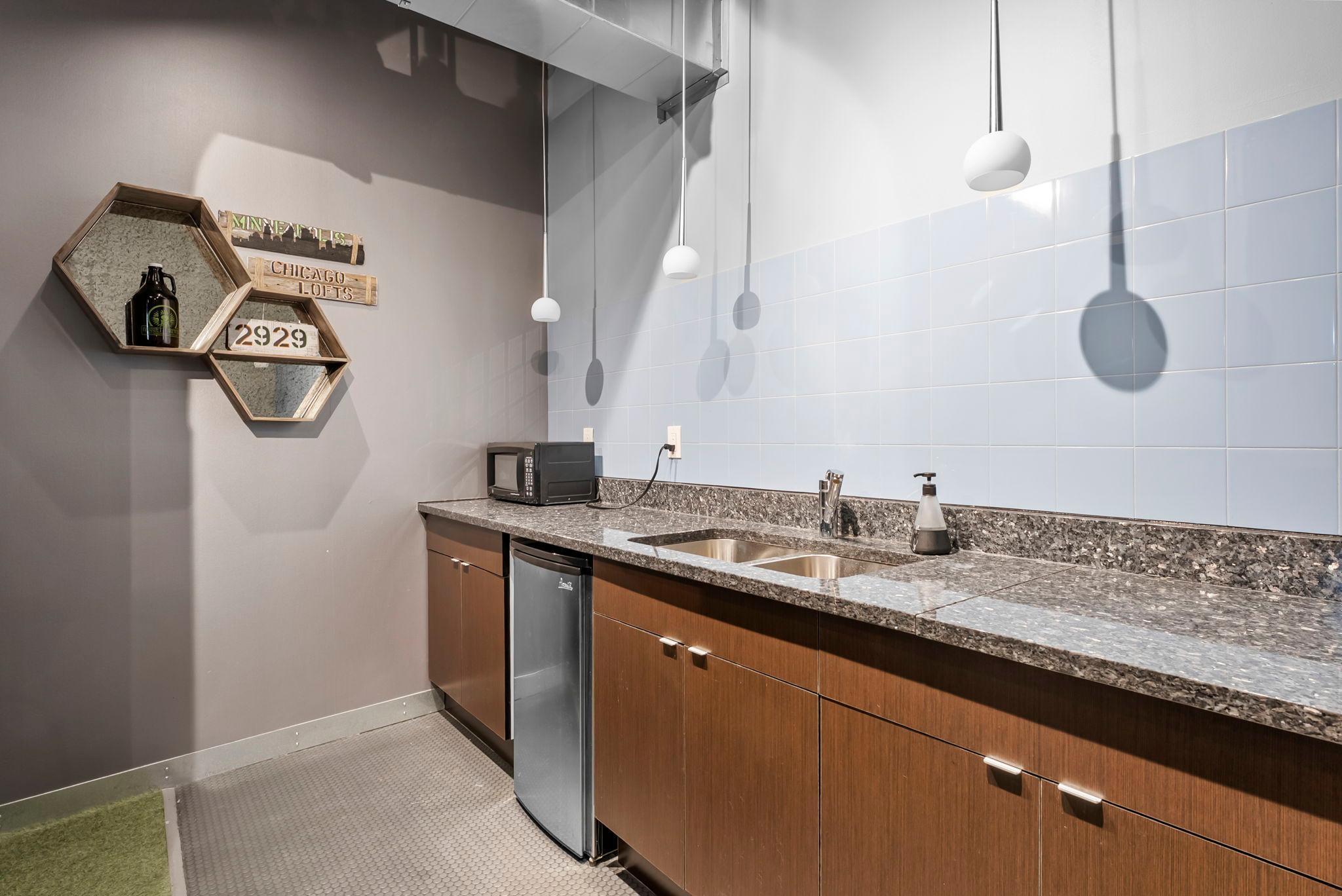 2929 Chicago Avenue, Unit 907 Minneapolis, MN 55407 - Photo 34 of 49