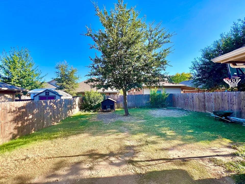 7012 Sorcey Road Dallas, TX 75249 - Photo 11 of 11