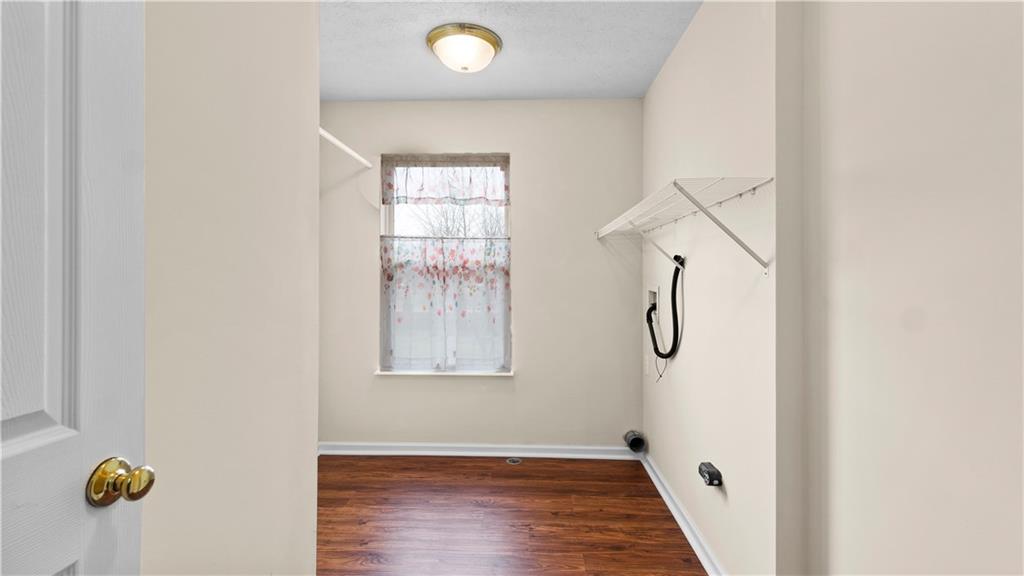 854 Planters Road Indianapolis, IN 46239 - Photo 19 of 36
