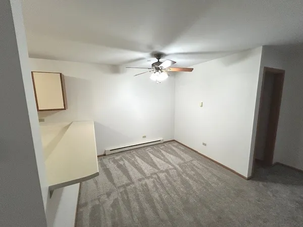 $1,700 | 1345 Cunat Court, Unit 1B, Lake In The Hills, IL 60156