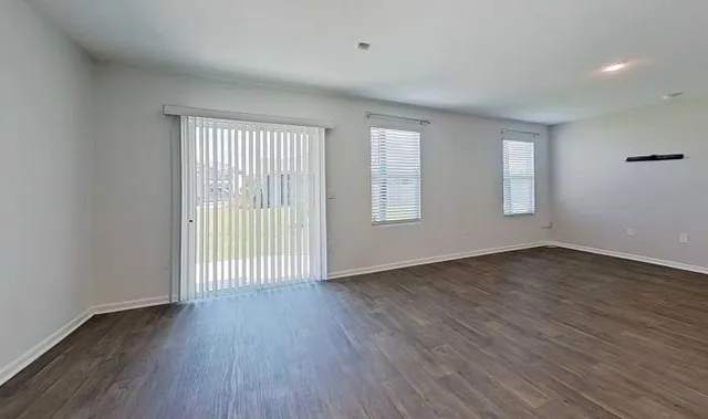 $320,000 | 5471 Hollow Birch Drive, Jacksonville, FL 32219