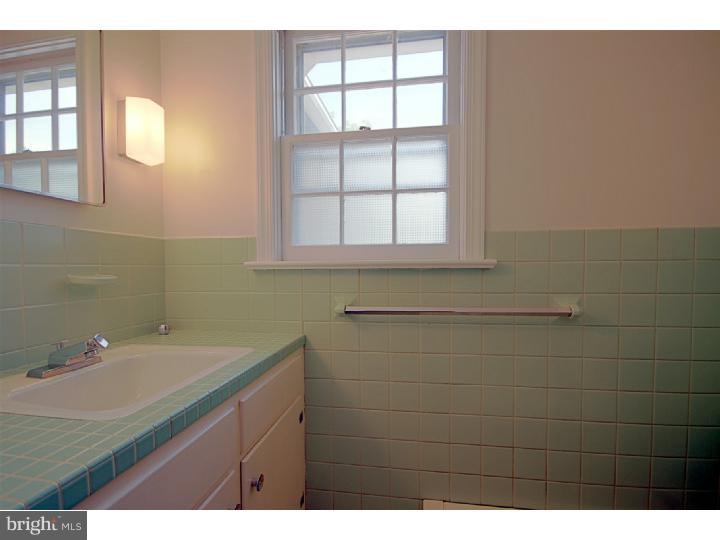 309 Cowpath Road Lansdale, PA 19446 - Photo 18 of 25 Half Bath