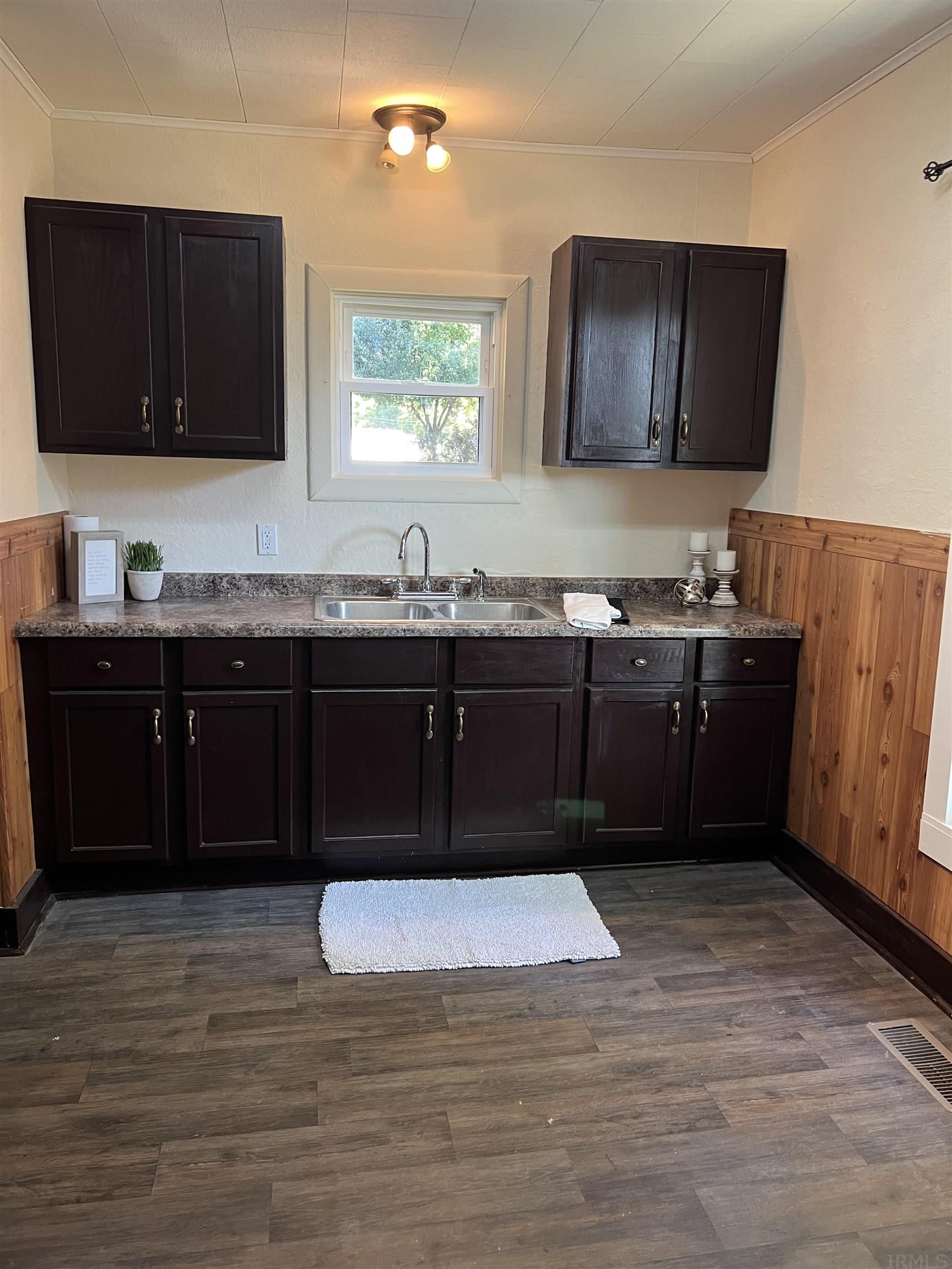 803 Samuel Milroy Road Delphi, IN 46923 - Photo 3 of 16 Gallery Image 3