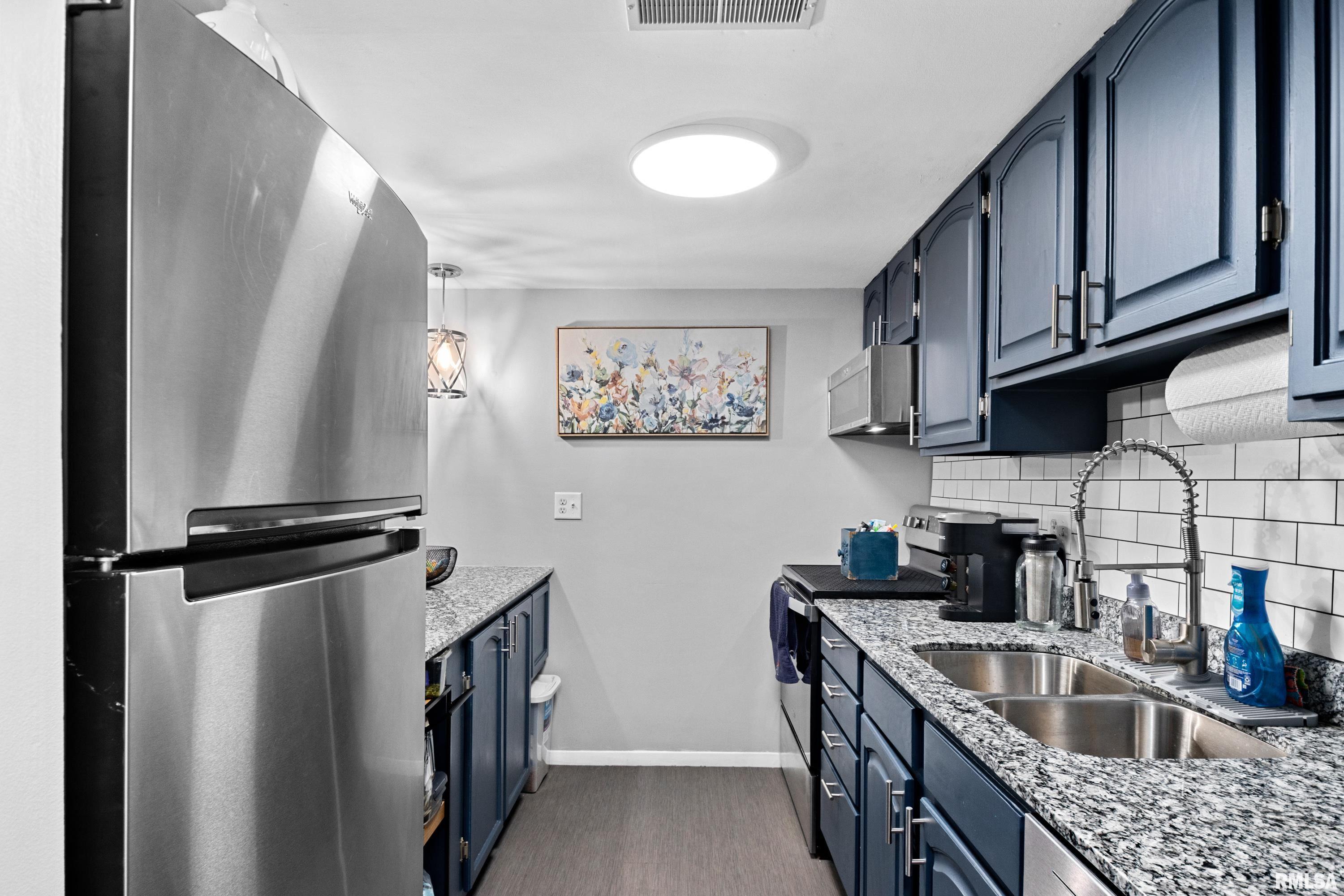 6300 North Allen Road, Unit 10 Peoria, IL 61614 - Photo 13 of 23 Gallery Image 13