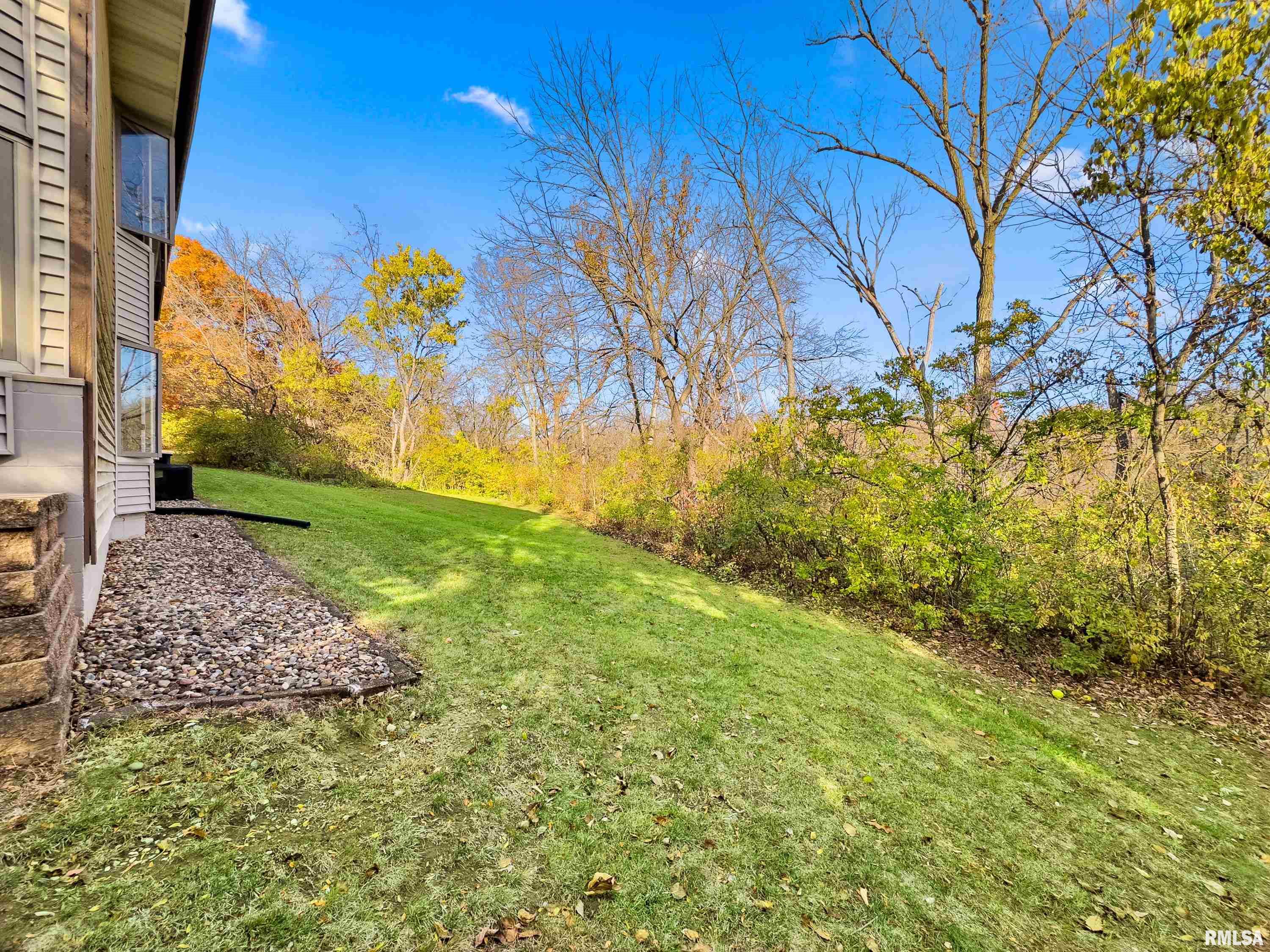 6300 North Allen Road, Unit 10 Peoria, IL 61614 - Photo 4 of 23 Gallery Image 4
