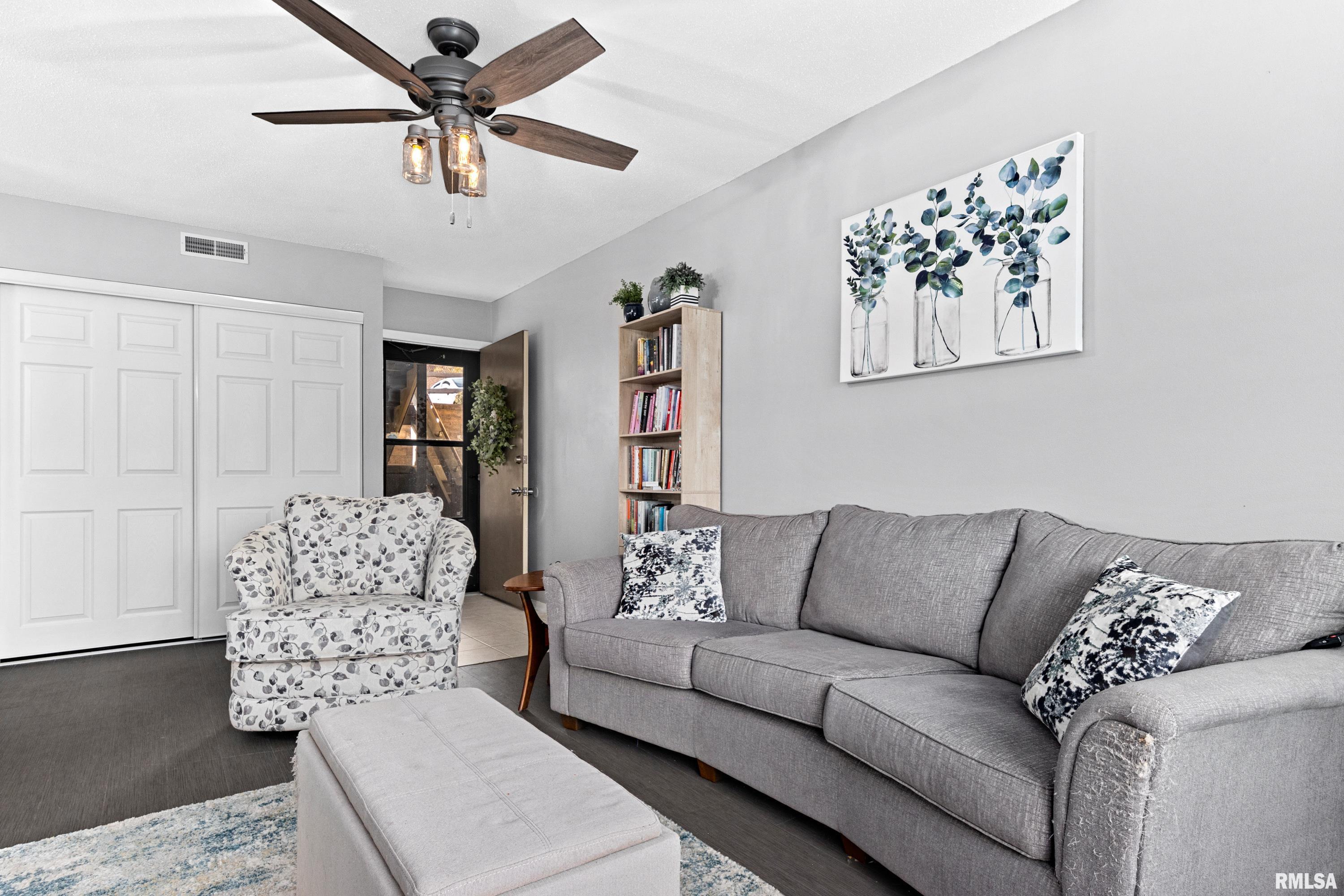 6300 North Allen Road, Unit 10 Peoria, IL 61614 - Photo 10 of 23 Gallery Image 10