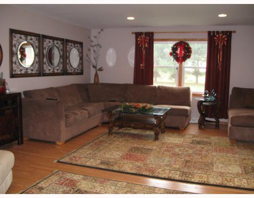 3550 Morefield Road Hermitage, PA 16148 - Photo 7 of 18 Den/Family/Great Room.