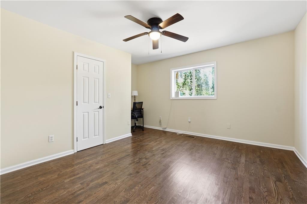 2856 Engle Road Northwest Atlanta, GA 30318 - Photo 22 of 34