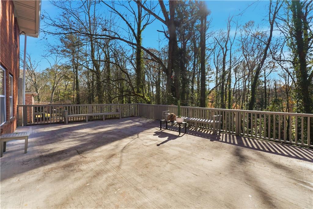 2856 Engle Road Northwest Atlanta, GA 30318 - Photo 28 of 34