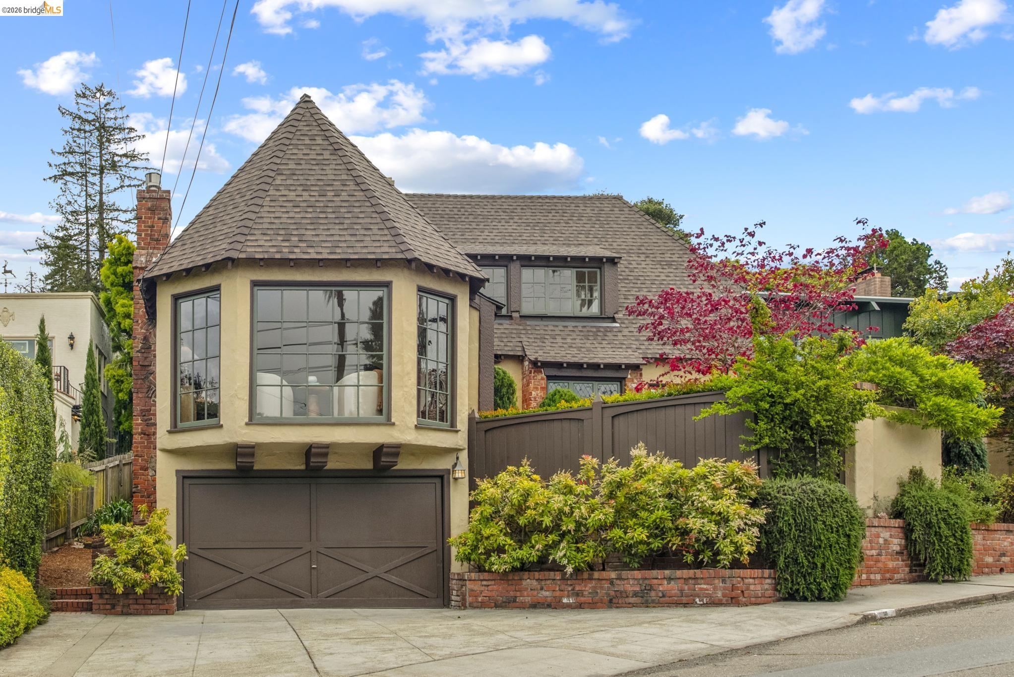 131 Montrose Road Berkeley, CA 94707 - Photo 2 of 77