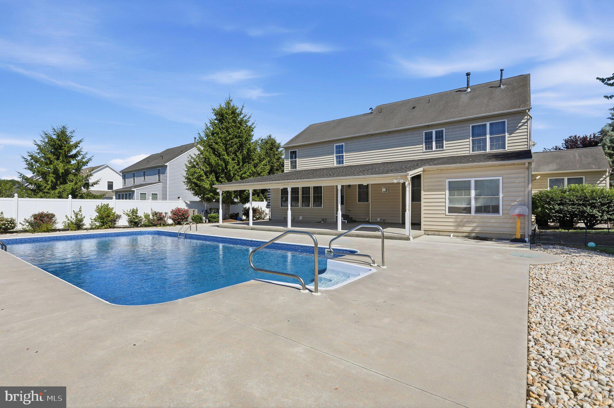 2419 Somerset Road Chambersburg, PA 17202 - Photo 15 of 96