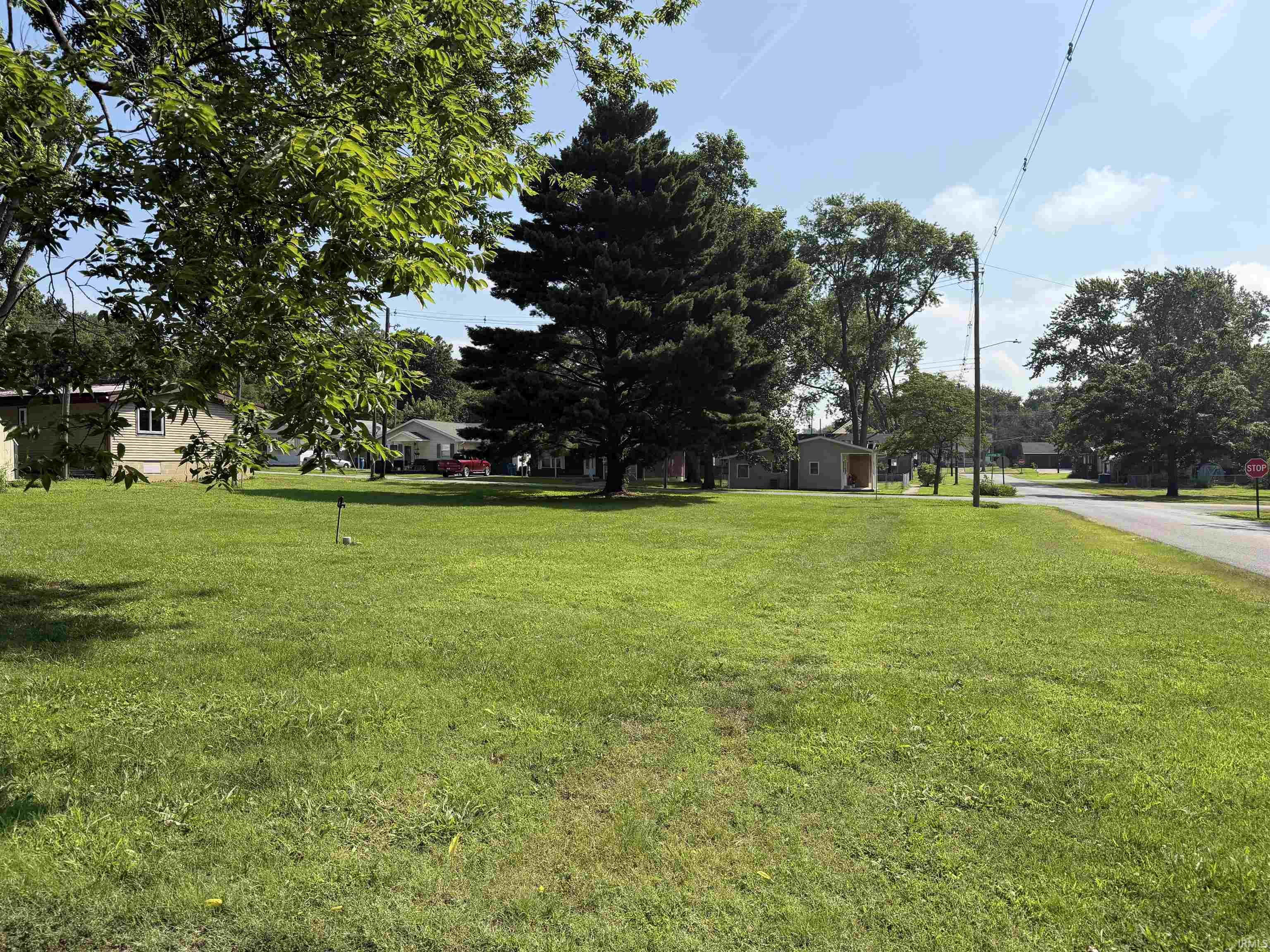 Sweeney Ave Mount Mount Carmel, IL 62863 - Photo 1 of 2