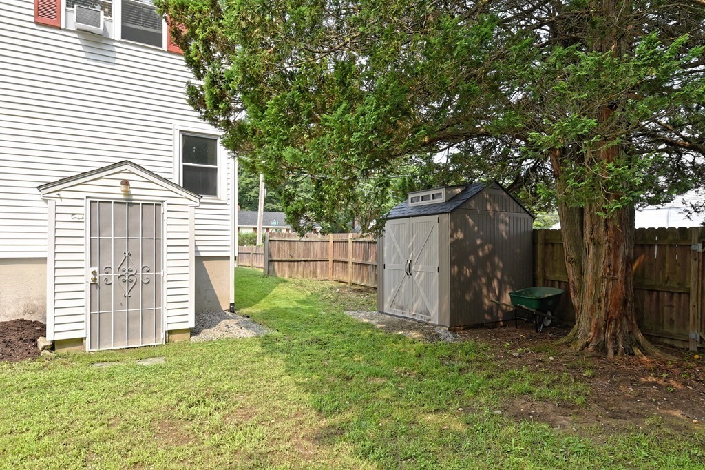11 Williams Road Grafton, MA 01536 - Photo 36 of 42 Gallery Image 36