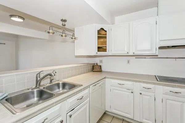 $285,000 | 62 Hidden Cove Drive, Valparaiso, FL 32580