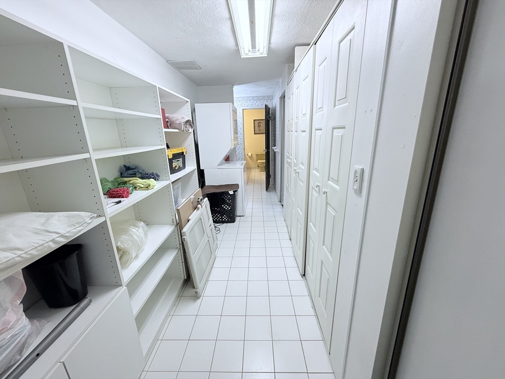 9 Broadway, Unit 304 Saugus, MA 01906 - Photo 21 of 24