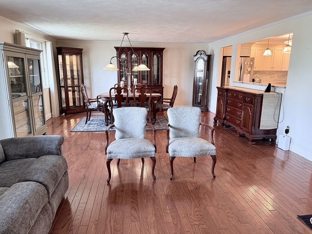 9 Broadway, Unit 304 Saugus, MA 01906 - Photo 3 of 24