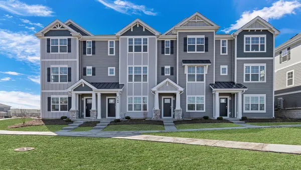 $427,990 | 557 Yosemite Way, Mundelein, IL 60060