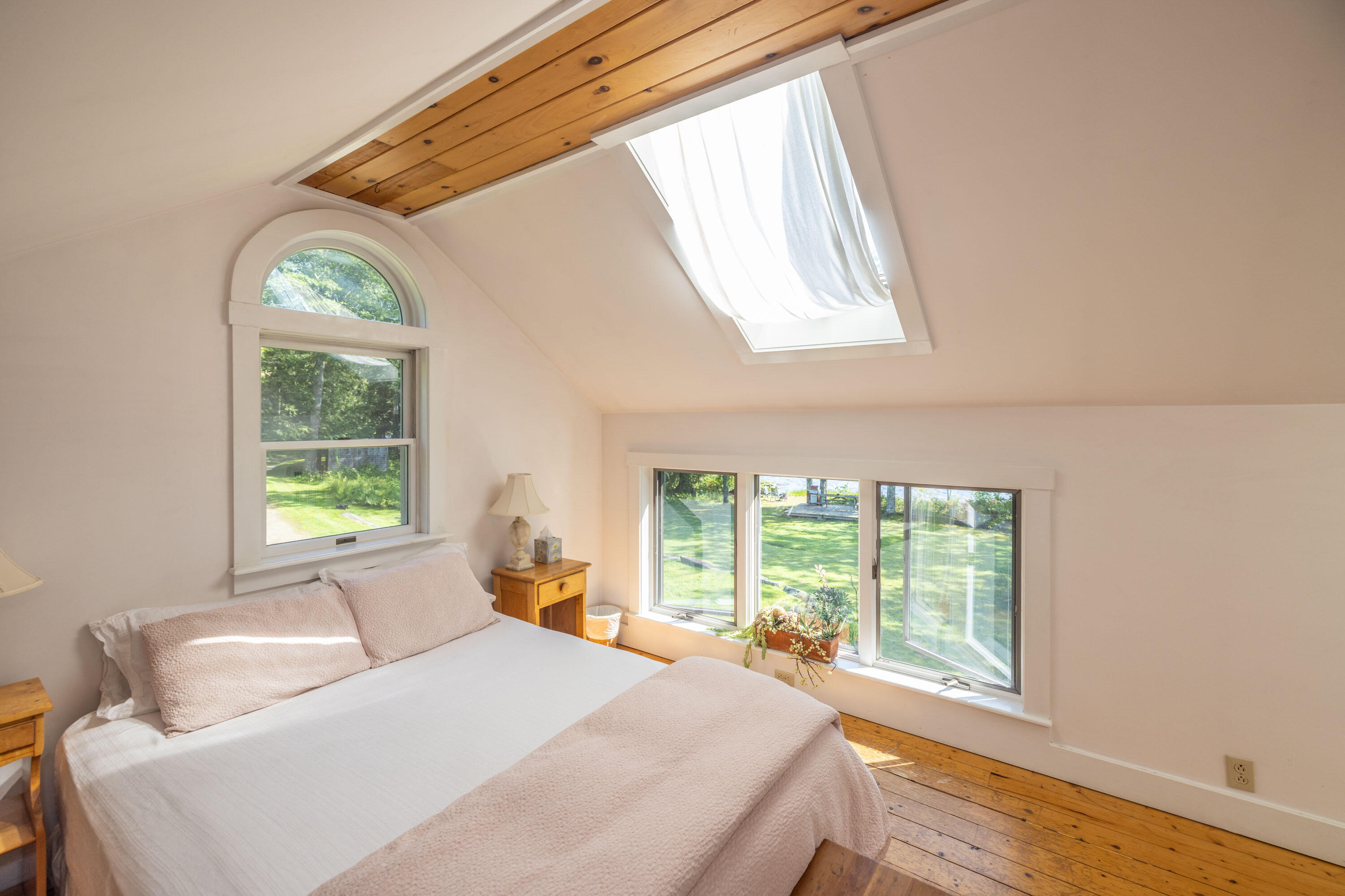 47 Brawn Road Lincolnville, ME 04849 - Photo 35 of 73 _SMC7086