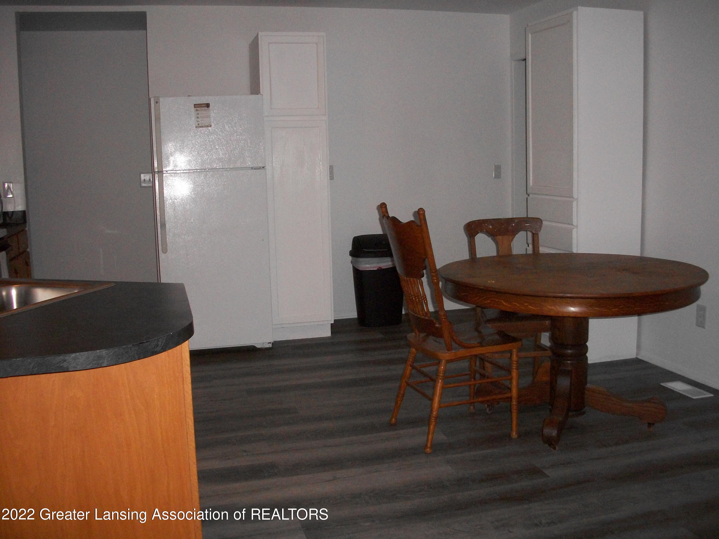 4170 Rivershell Lane Lansing, MI 48911 - Photo 16 of 26 100_5120