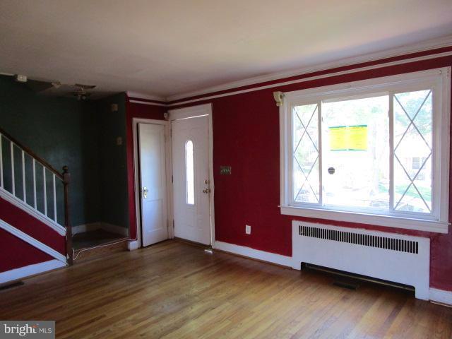 1109 Andover Road Baltimore, MD 21218 - Photo 3 of 16 Great Wood Floors