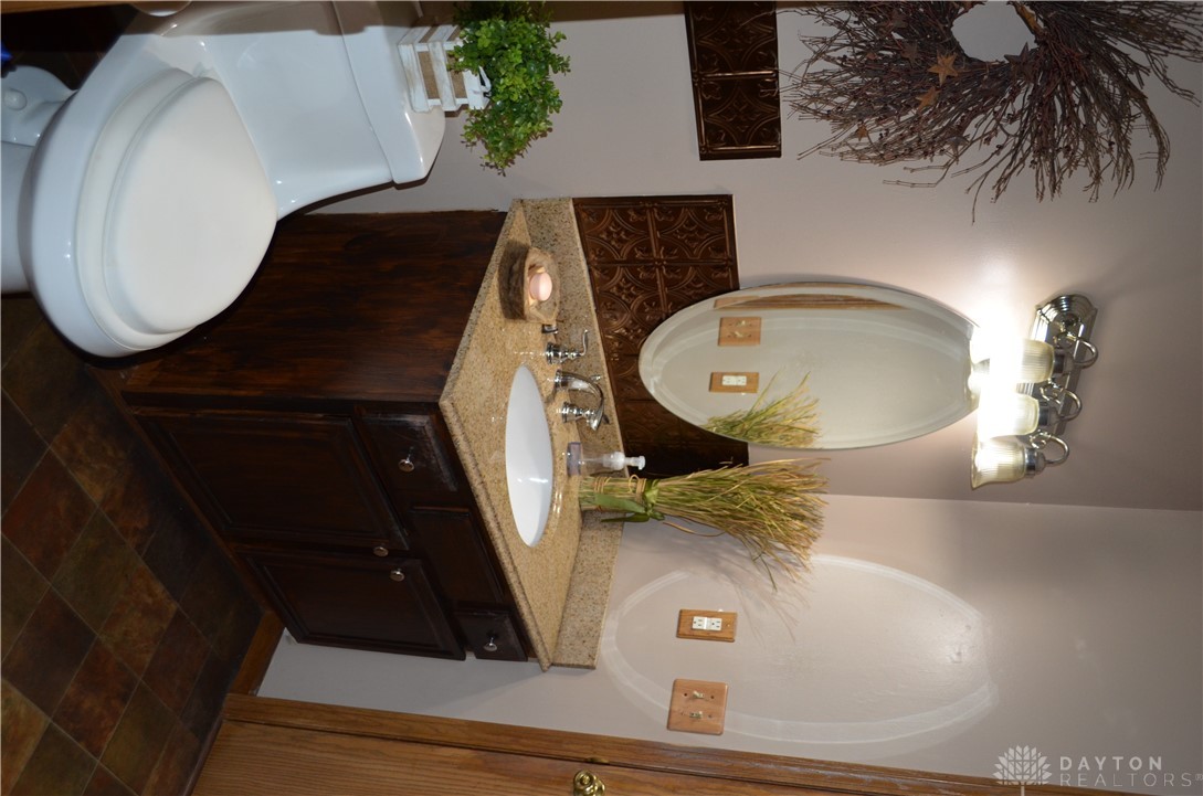 4290 Midfield Street Springfield, OH 45503 - Photo 27 of 51