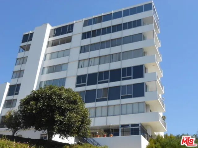 $3,700 | 17350 Sunset Boulevard, Unit 704C, Pacific Palisades, CA 90272