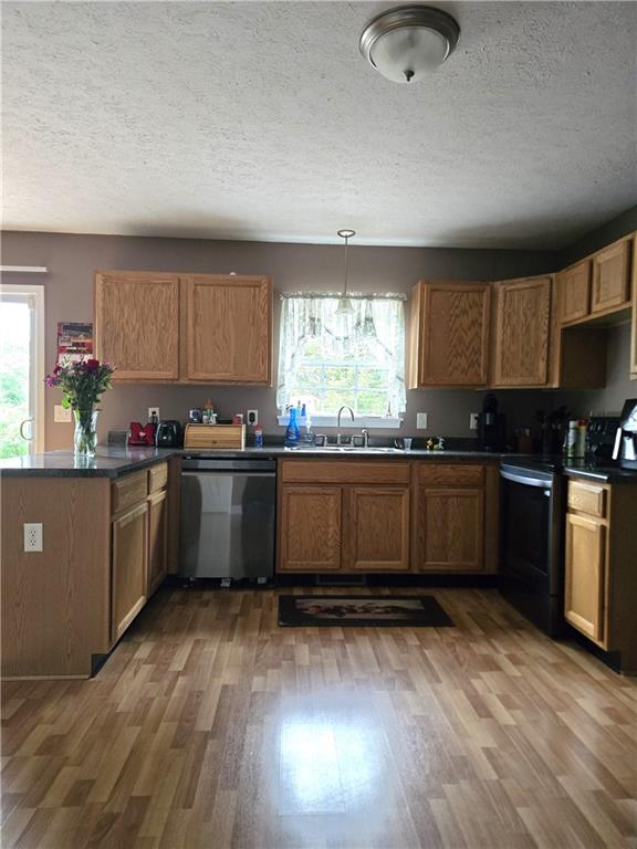 683 Fairview Road North Washington, PA 16048 - Photo 5 of 37