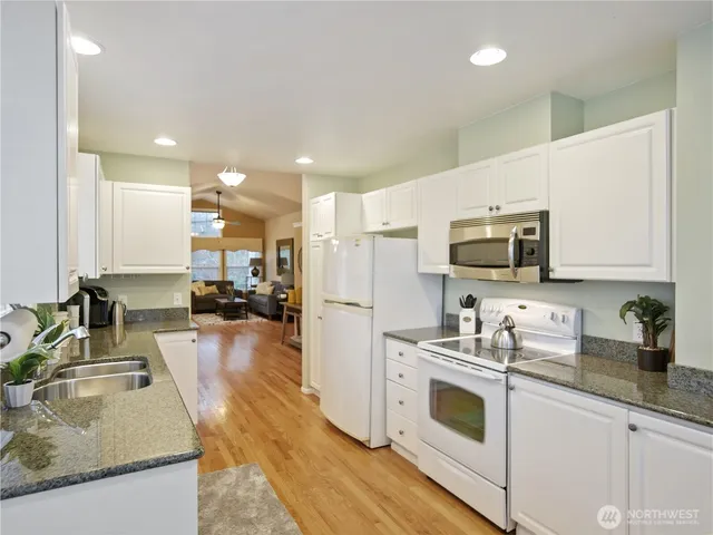 $615,000 | 5131 South 234th Place, Unit 161, Kent, WA 98032