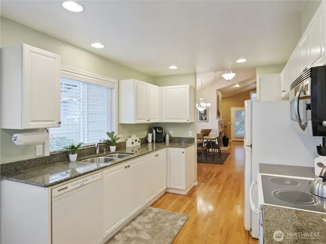 $615,000 | 5131 South 234th Place, Unit 161, Kent, WA 98032