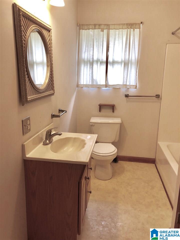 374 Dragline Road Leeds, AL 35094 - Photo 5 of 22
